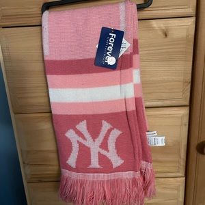 Yankee scarf Brand new